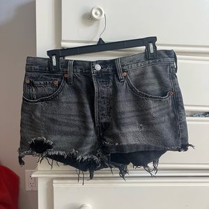 Levi’s 501 shorts size 30